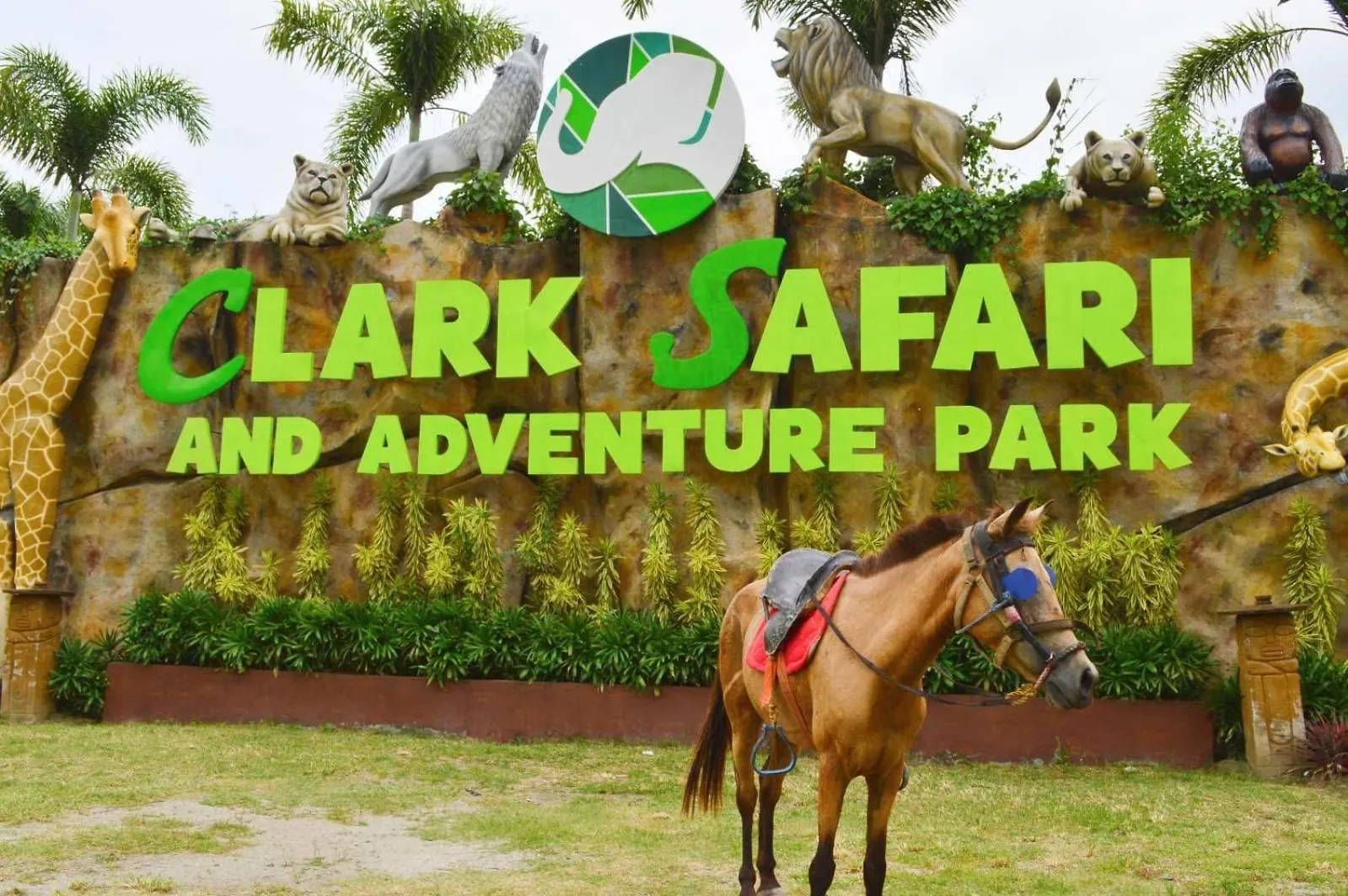 Willa Affordable Up To 15 Pax Near Aqua Planet & Dinosaur Island Angeles Dom wakacyjny